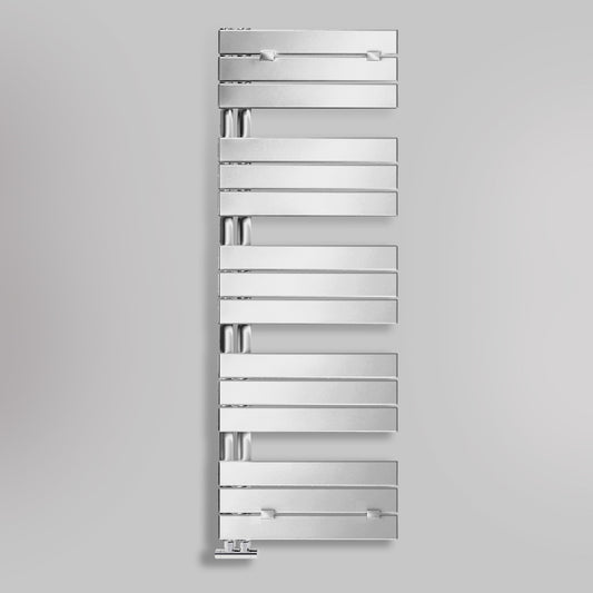 Grzejnik Łazienkowy Dekoracyjny Nowoczesny - Chrom - 1430x500mm, gładkie tło firmy Lazzarini