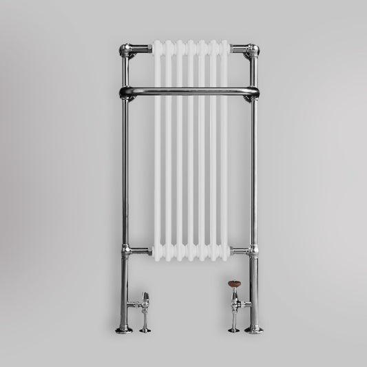 Grzejnik Łazienkowy Tradycyjny Żeberkowy - Chrom - 1130x553mm, gładkie tło firmy Empire