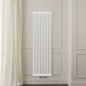 Grzejnik Dekoracyjny Żeberkowy Pionowy - 3 Kolumnowy Biały - 1800x560mm, Designerski grzejnik na ścianie wyłożonej panelami Empire
