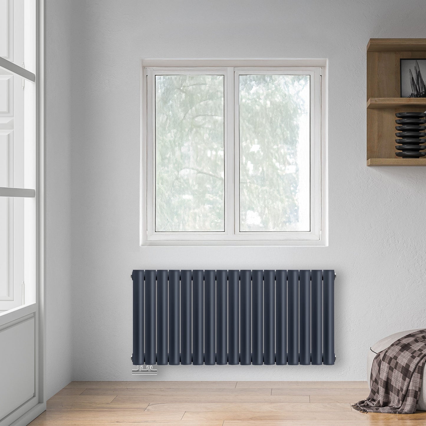 Grzejnik Dekoracyjny - Owalny Podwójny Kolumnowy Antracytowy - 560x1003mm, poziomy grzejnik w sypialni firmy Heissmann