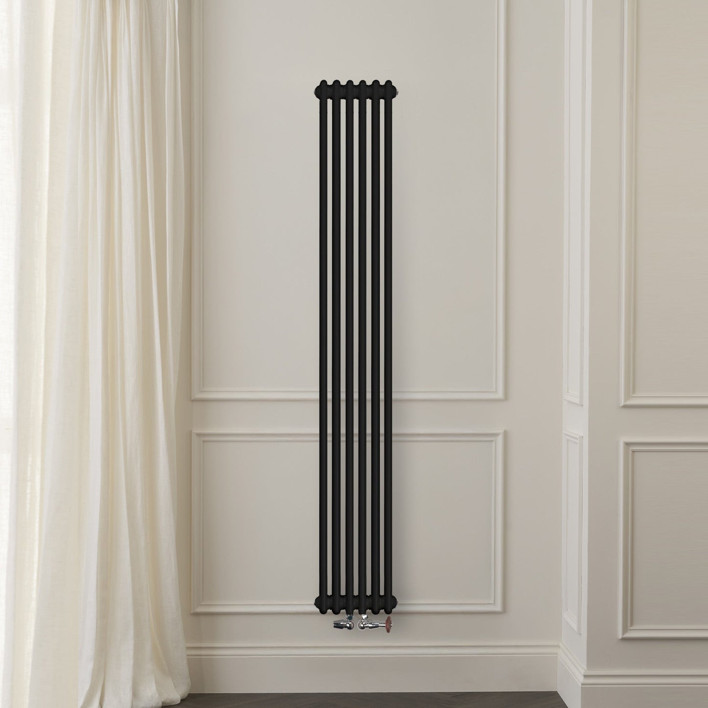 Grzejnik Dekoracyjny Pionowy - 3 Kolumnowy Czarny - 1800x290mm, pionowy grzejnik dekoracyjny w ścianie panelowej