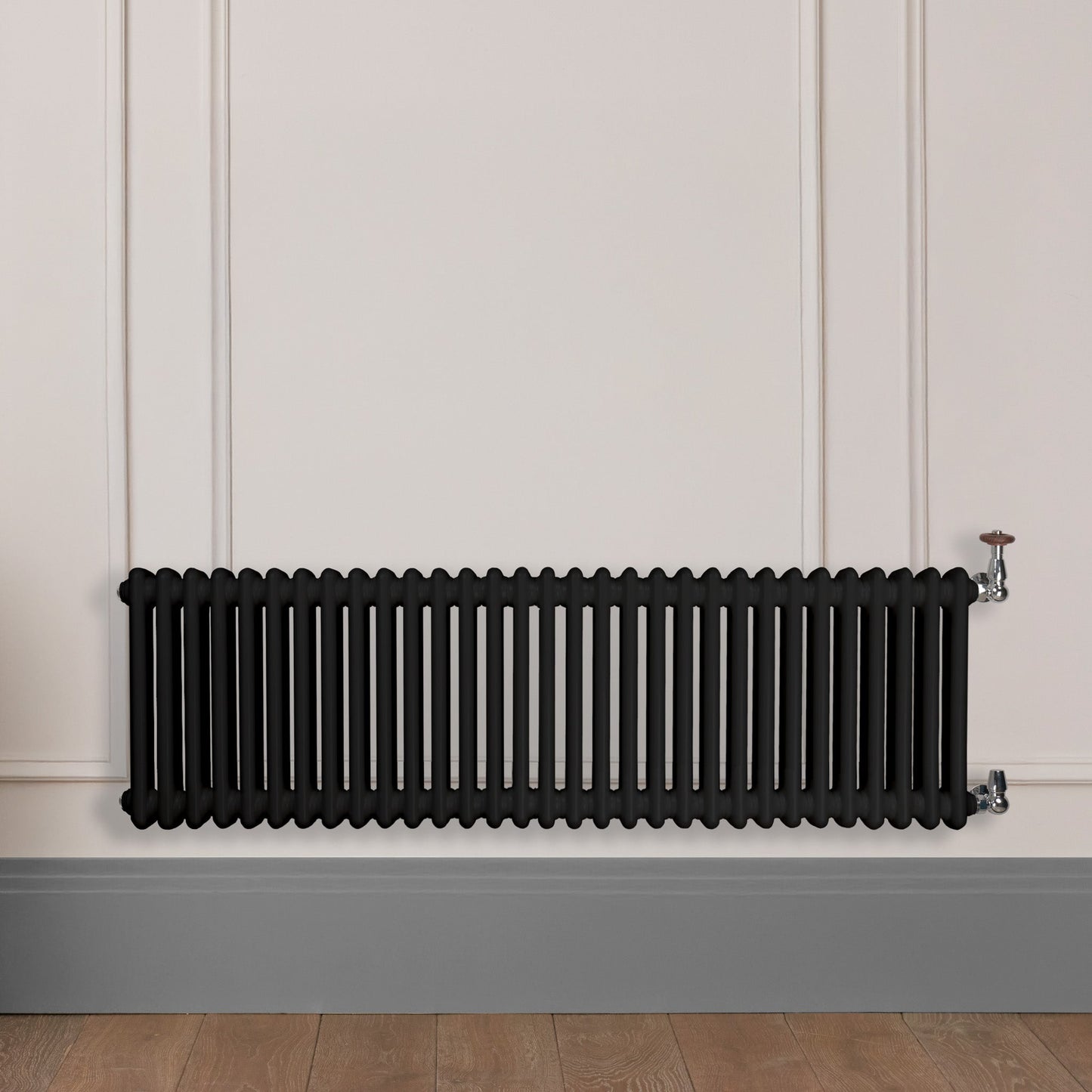 Grzejnik Dekoracyjny Żeberkowy - 3 Kolumnowy Czarny - 426x1415mm, poziomy grzejnik dekoracyjny w ścianie panelowej