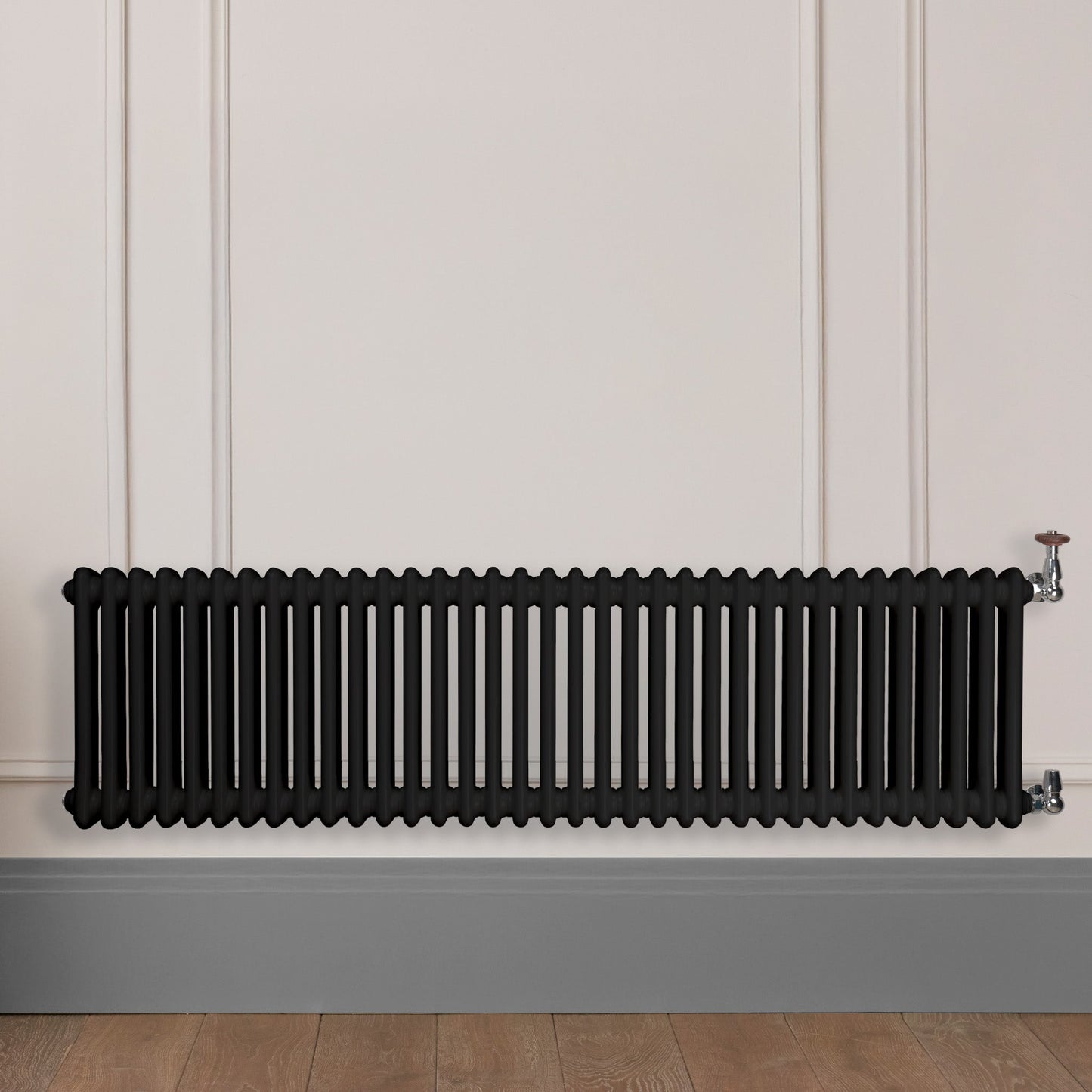 Grzejnik Dekoracyjny Żeberkowy - 3 Kolumnowy Czarny - 426x1595mm, poziomy grzejnik dekoracyjny w ścianie panelowej