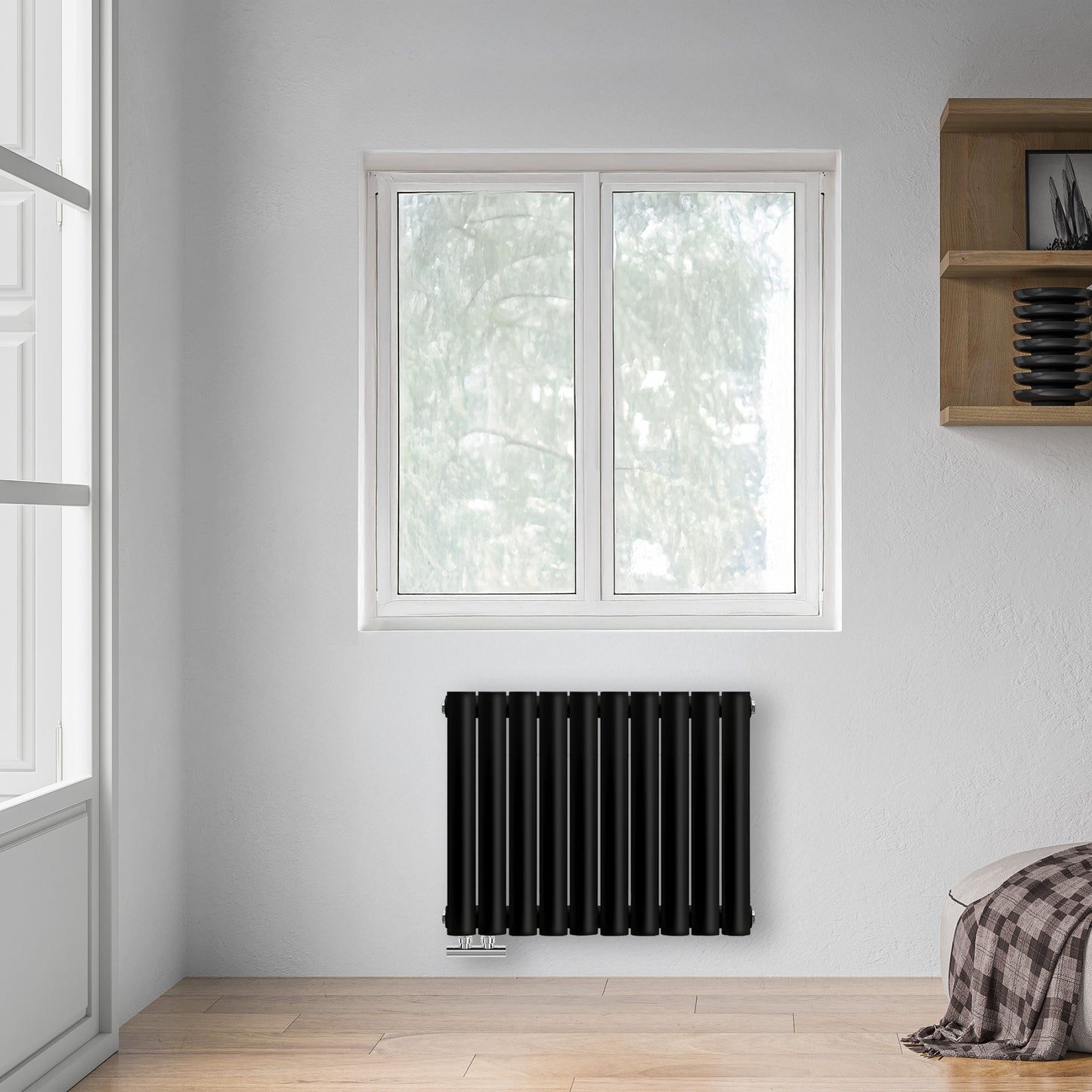 Grzejnik Dekoracyjny - Owalny Podwójny Kolumnowy Czarny - 560x590mm, poziomy grzejnik dekoracyjny na ścianie firmy Heissmann