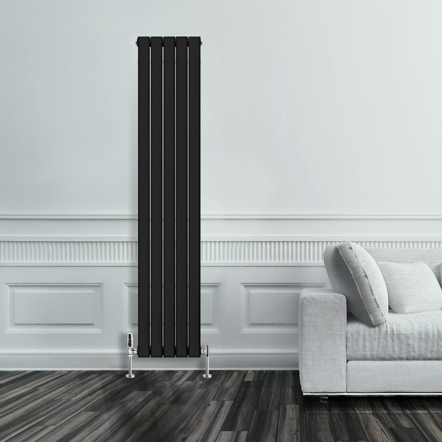 Grzejnik Pionowy Ozdobny - Podwójny Panelowy Czarny - 1800x350mm, Designerski grzejnik w nowoczesnym salonie firmy Heissmann