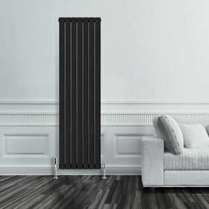 Grzejnik Pionowy Ozdobny - Podwójny Panelowy Czarny - 1800x490mm, Pionowy grzejnik dekoracyjny na ścianie firmy Heissmann