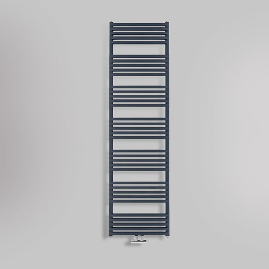 Grzejnik Łazienkowy - Podwójny Antracyt - 1800x500mm, gładkie tło firmy Heissmann