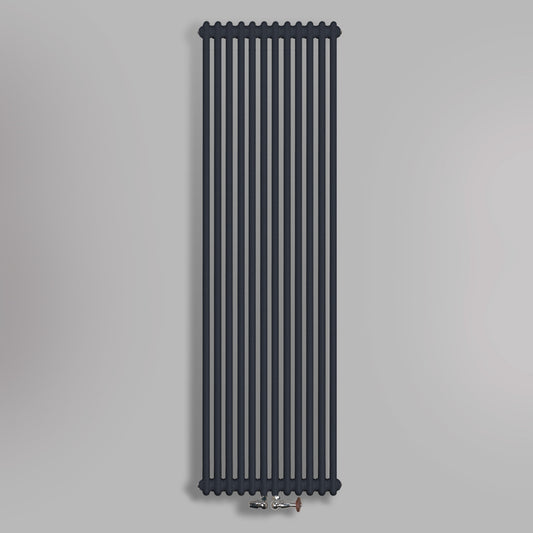 Grzejnik Dekoracyjny Pionowy - 3 Kolumnowy Antracytowy - 1800x560mm, gładkie tło firmy Empire