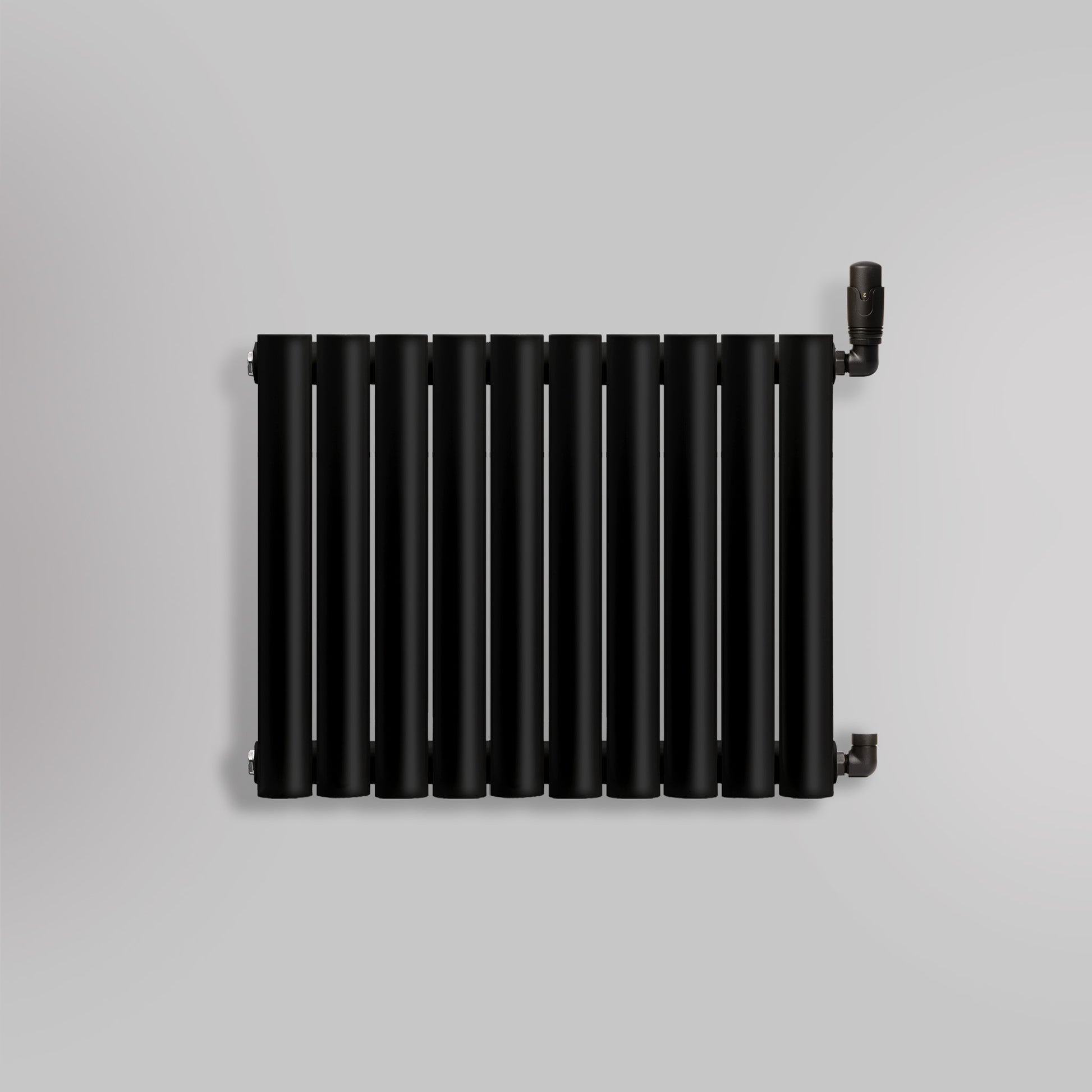 Grzejnik Dekoracyjny - Owalny Podwójny Kolumnowy Czarny - 560x590mm, gładkie tło