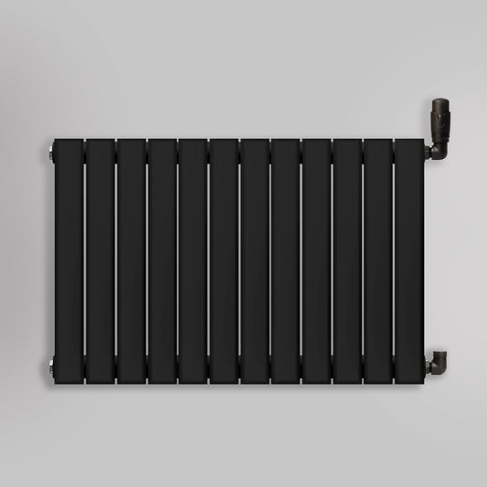 Grzejnik Ozdobny - Podwójny Panelowy Czarny - 560x840mm, gładkie tło