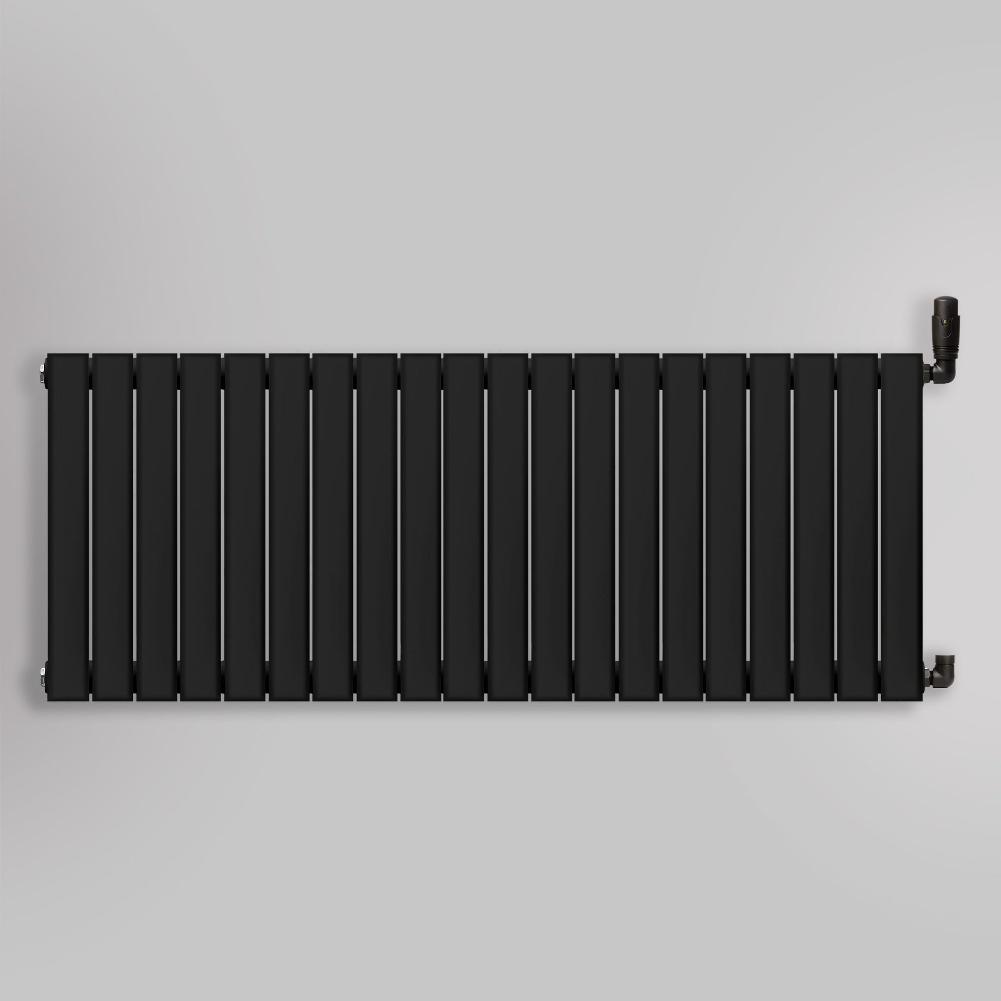 Grzejnik Ozdobny - Podwójny Panelowy Czarny - 560x1400mm, gładkie tło