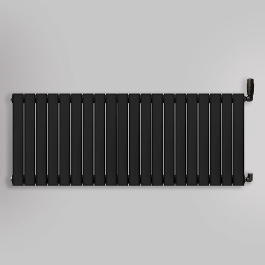 Grzejnik Ozdobny - Podwójny Panelowy Czarny - 560x1400mm, gładkie tło
