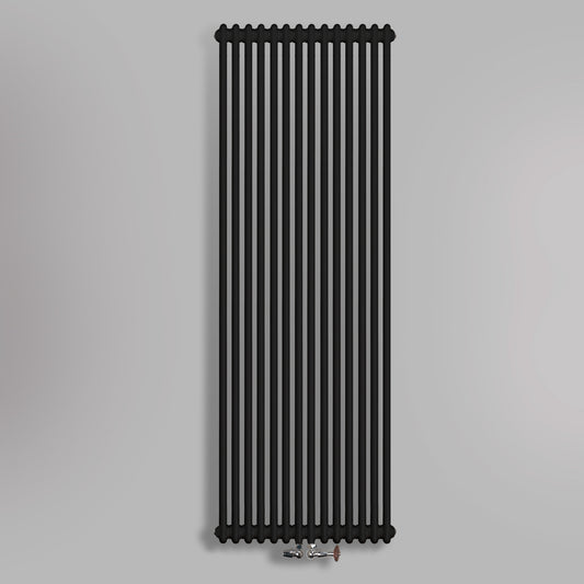 Grzejnik Dekoracyjny Pionowy - 3 Kolumnowy Czarny - 1800x650mm, gładkie tło firmy Empire