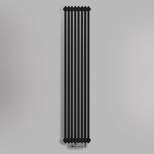 Grzejnik Dekoracyjny Pionowy - 3 Kolumnowy Czarny - 1800x380mm, gładkie tło firmy Empire