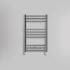 Grzejnik Łazienkowy Drabinkowy - Chrom - 800x500mm, gładkie tło firmy Lazzarini
