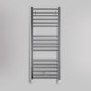 Grzejnik Łazienkowy Drabinkowy - Chrom - 1200x500mm, gładkie tło firmy Lazzarini