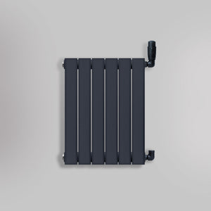 Grzejnik Ozdobny - Podwójny Panelowy Antracytowy - 560x420mm, gładkie tło
