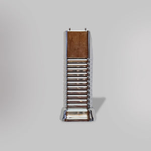 Osłona Kabla - Chrom, dekoracyjna osłona przewodu elementu grzejnika firmy Mandelli - gładkie tło