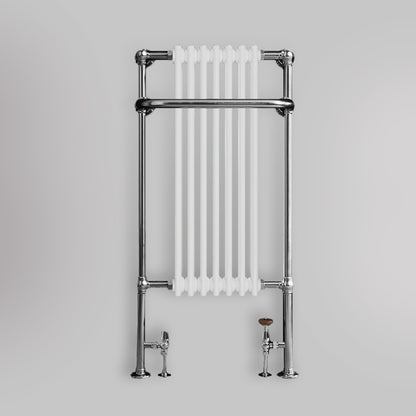 Grzejnik Łazienkowy Tradycyjny Żeberkowy - Chrom - 1130x553mm, gładkie tło firmy Empire