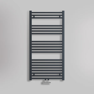 Grzejnik Łazienkowy Drabinkowy D50 - Antracyt - 1188x600mm, gładkie tło firmy Lazzarini