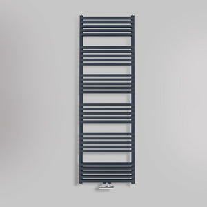 Grzejnik Łazienkowy - Podwójny Antracyt - 1533x500mm, gładkie tło firmy Heissmann