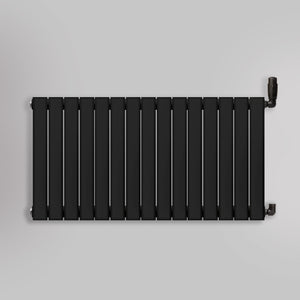 Grzejnik Ozdobny - Podwójny Panelowy Czarny - 560x1050mm, gładkie tło